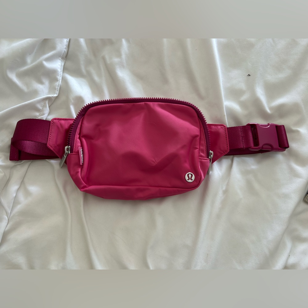 lululemon athletica pink Belt Bag